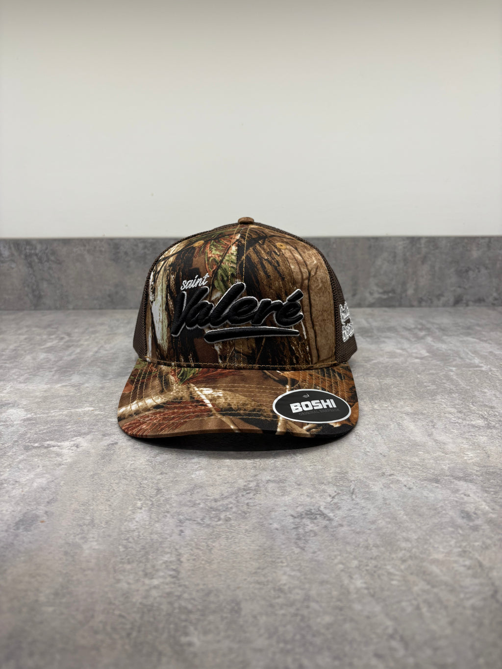 Autumn Black Cap